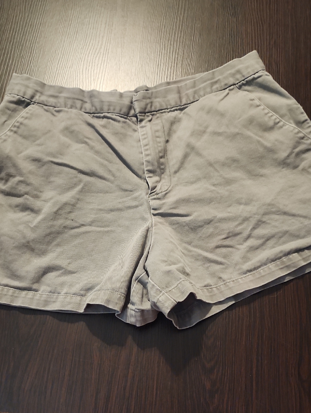 Rue21 Light Gray Women's Bermuda Shorts